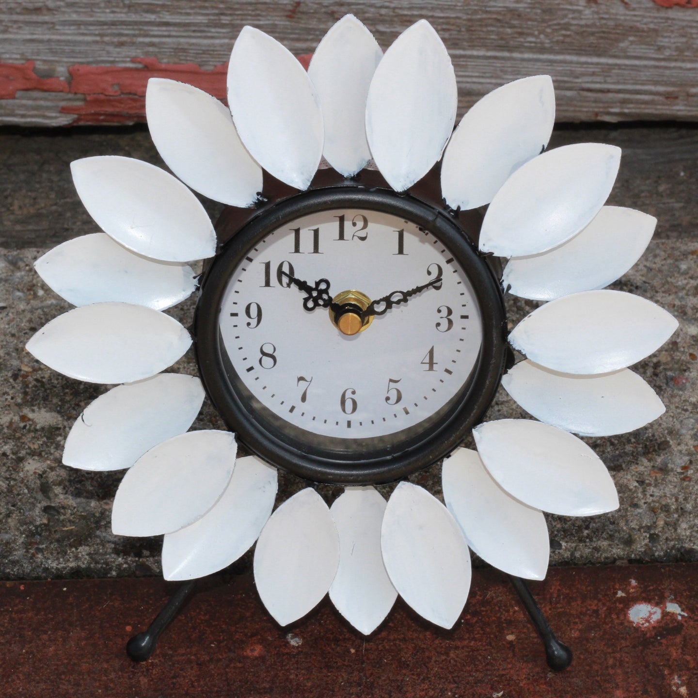 Flora Tabletop Clock