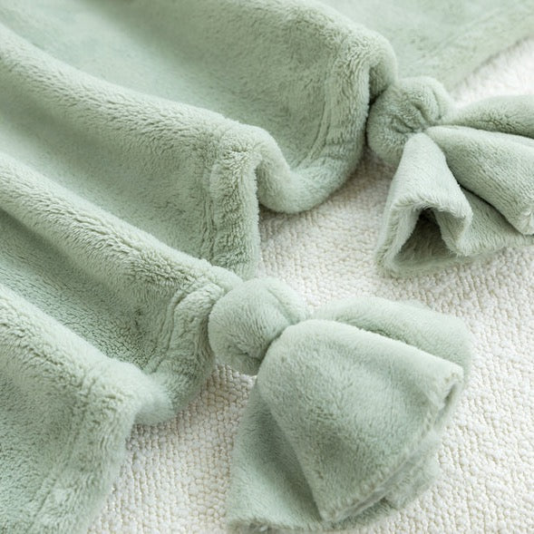 Fleece Throw Blanket - Soft Green